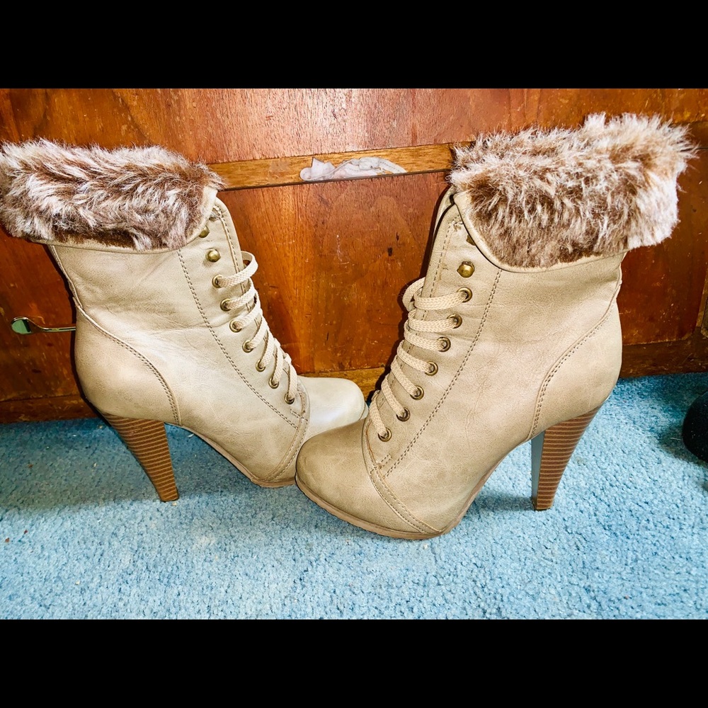 High heel boots